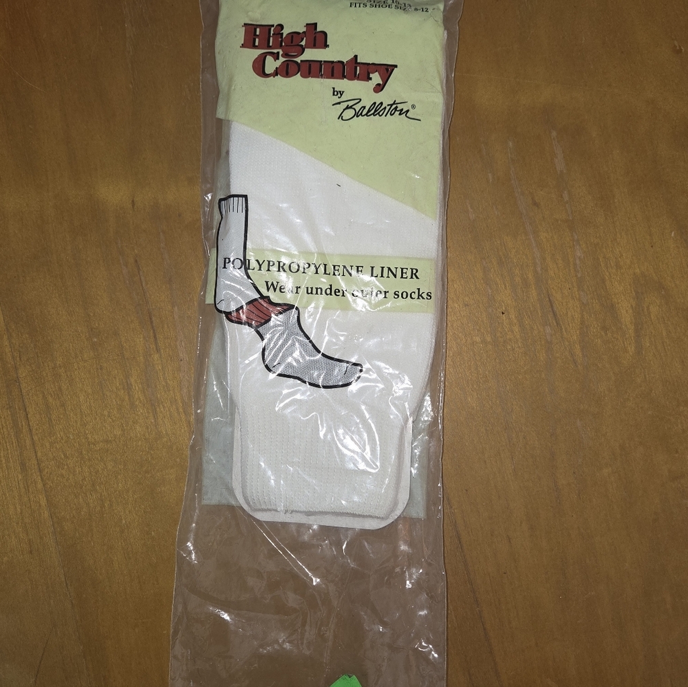 1 PR Men White Thin Polypropylene Wicking Sock Liners Made In USA Size 10-13
